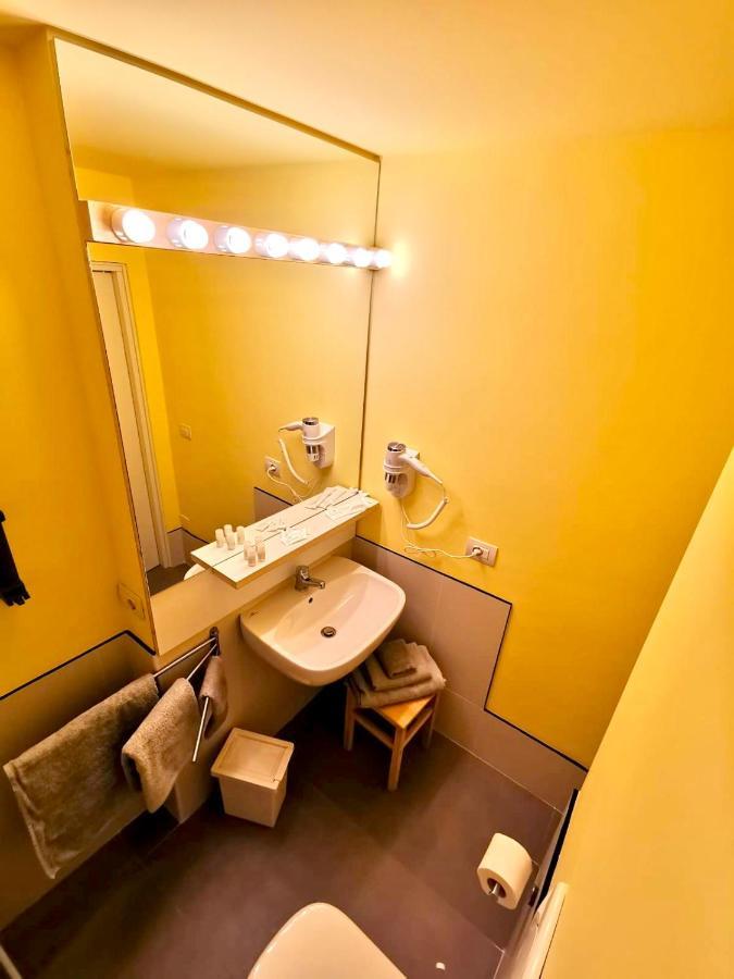Red Carpet Rooms Bari Kültér fotó