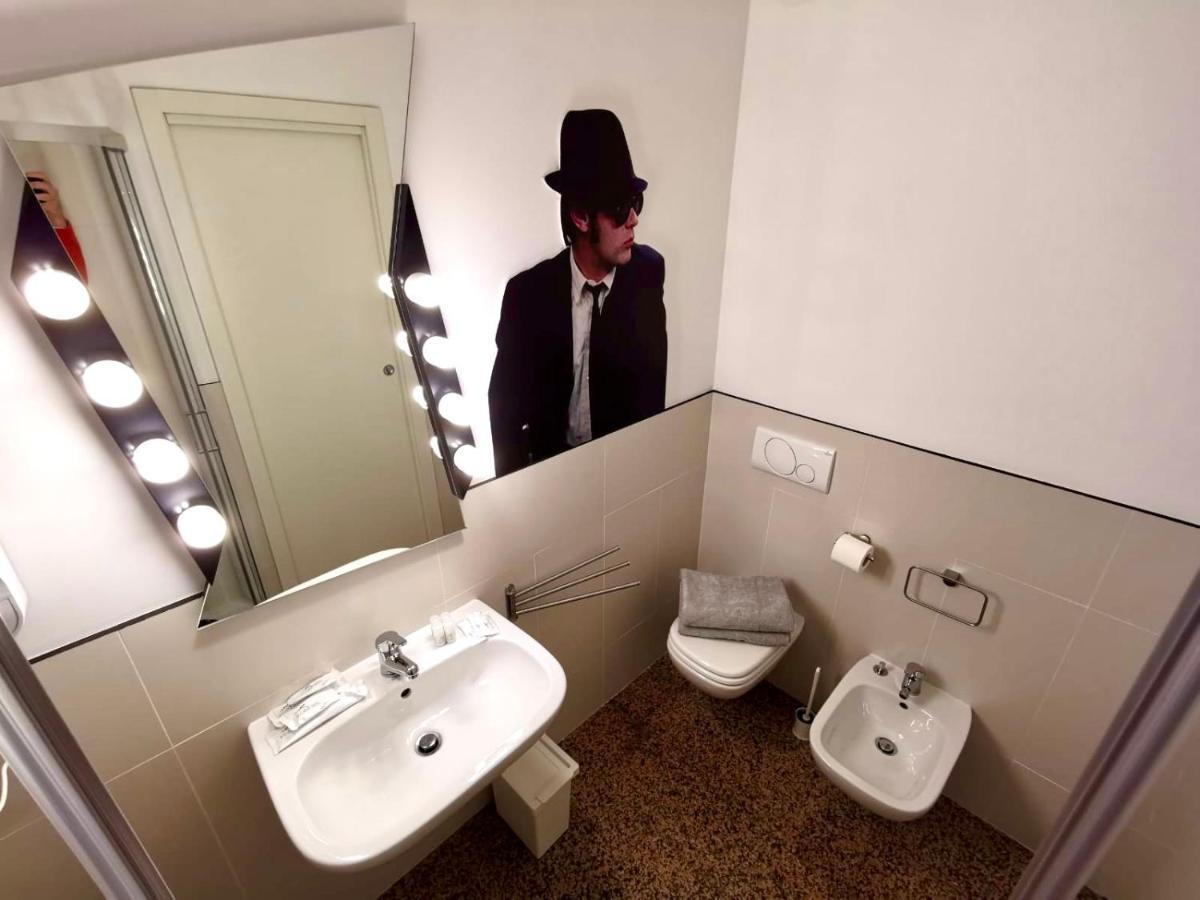 Red Carpet Rooms Bari Kültér fotó
